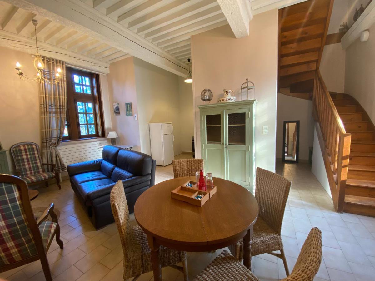 Demeures Et Chateaux L'Abbaye Caladoise - Anciennement Hostellerie Ferme Du Poulet Villefranche-sur-Saône Rom bilde