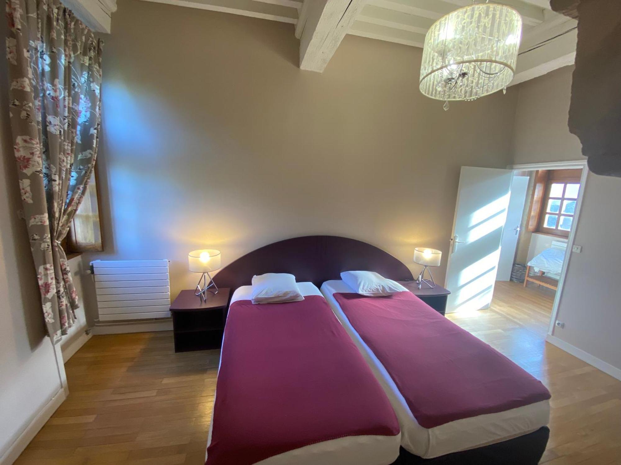 Demeures Et Chateaux L'Abbaye Caladoise - Anciennement Hostellerie Ferme Du Poulet Villefranche-sur-Saône Rom bilde